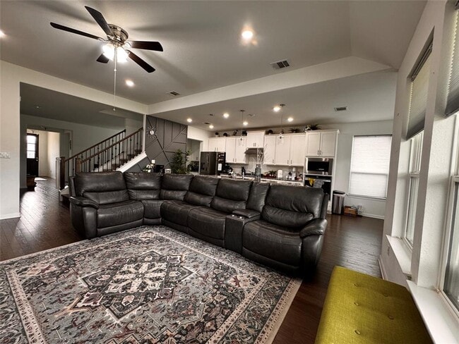Photo - 4444 Arques Ave