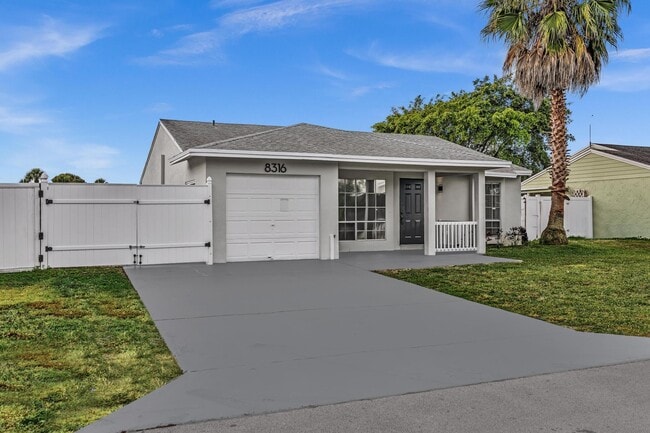 Photo - 8316 Huntsman Pl