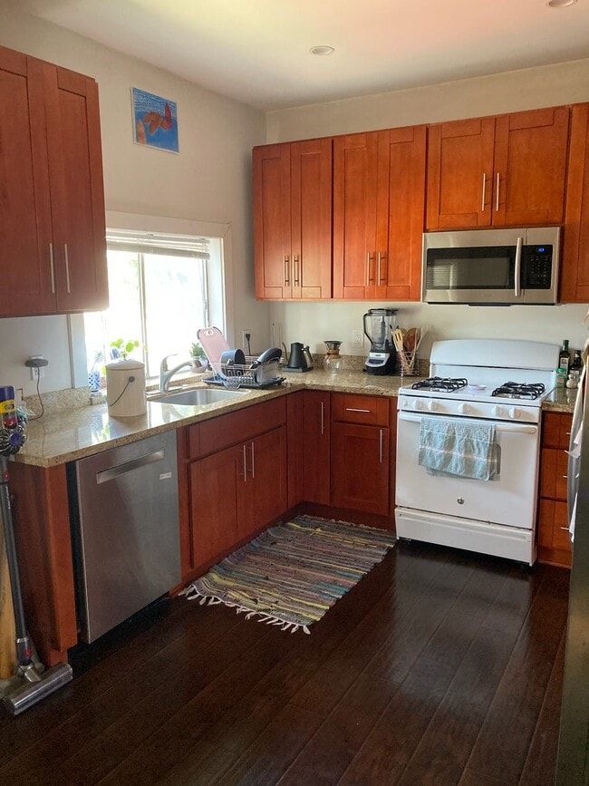 Photo - 3114 Magnolia St