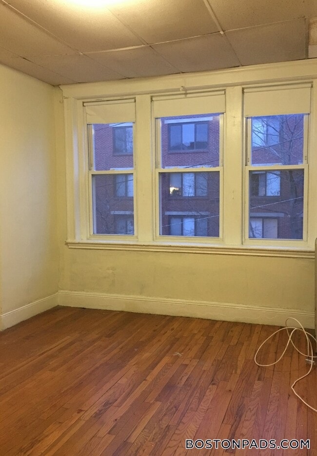 Photo - 25 Walbridge St Unit 6