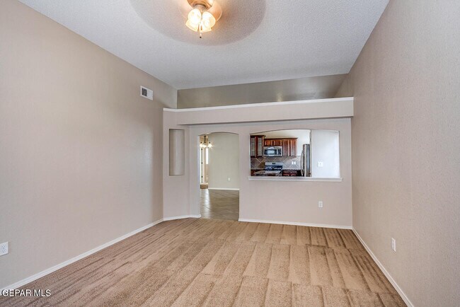 Photo - 14283 Desert Point Dr