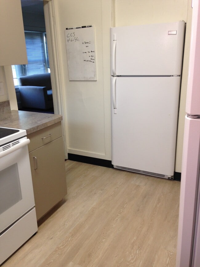 Photo - 1318 Wilmot St