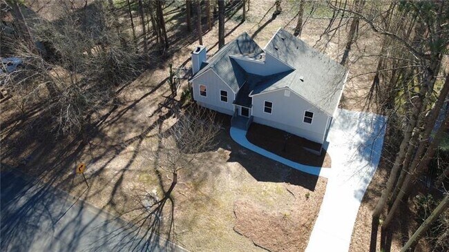 Photo - 5825 Stonehaven Dr NW