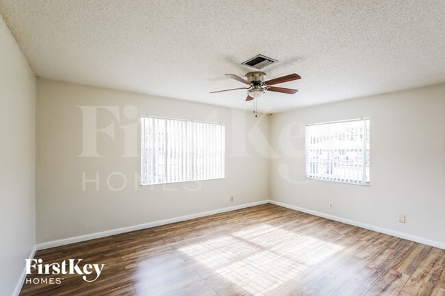 Photo - 7306 SW 3rd Ct