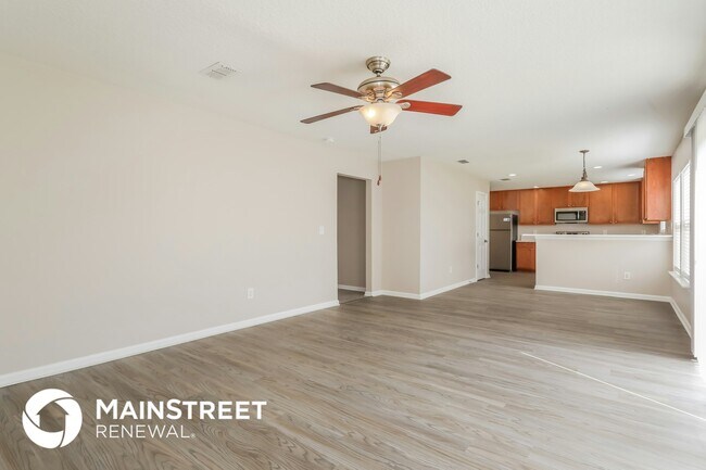 Photo - 683 Southland Ln