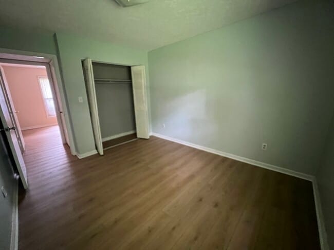 Photo - 203 Redbud Dr