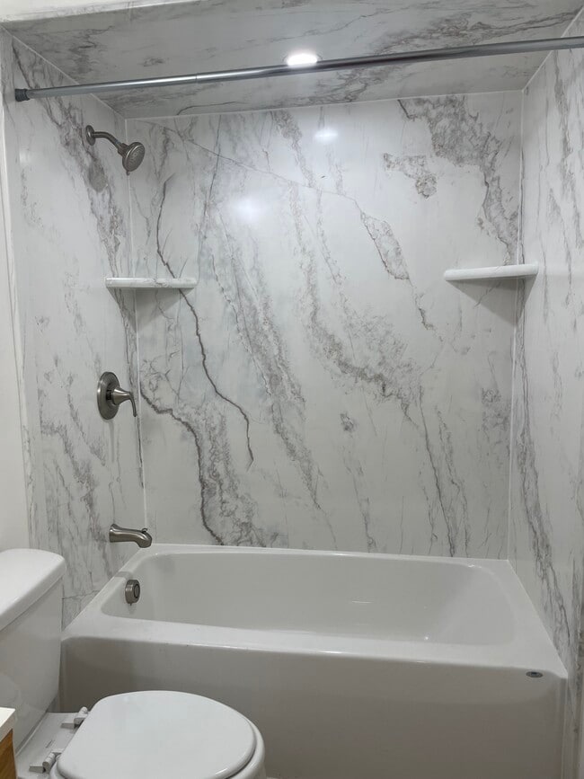 Photo - 657-659 Belmont Ave Unit 657
