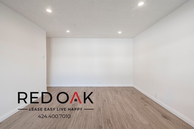 Photo - 20436 Cohasset St Unit 3