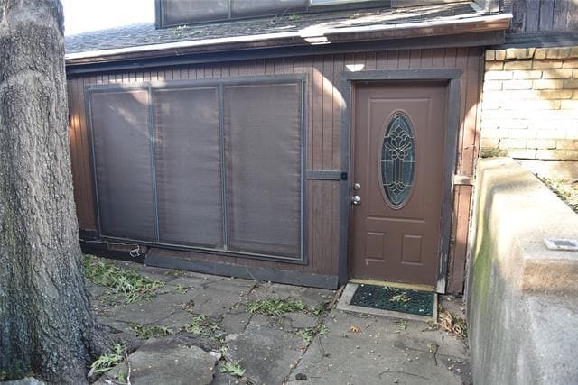 Building Photo - 5506 Willow Cir