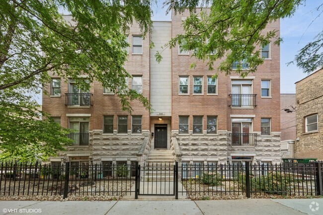 Building Photo - 1142 N Wood St Rental