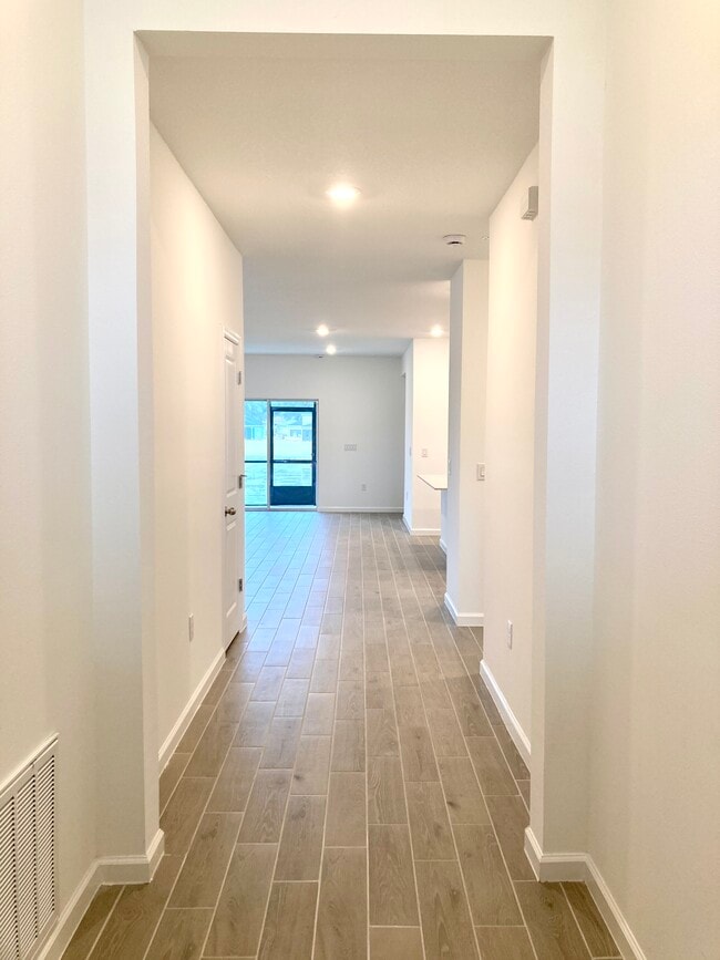 Photo - 3511 NE 38th Ln