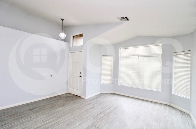 Photo - 1472 W Blue Ridge Way