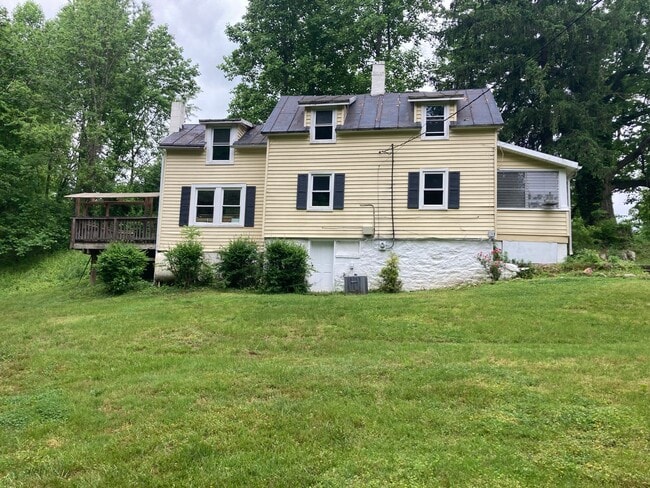 Private 2-Bedroom Single Family Cockeysvil... - Private 2-Bedroom Single Family Cockeysvil... House