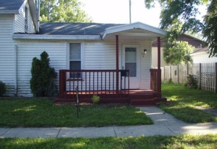 Building Photo - 616 High St Unit #3