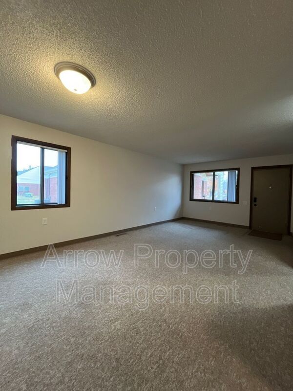 Photo - 11141 N 137th St Unit 33