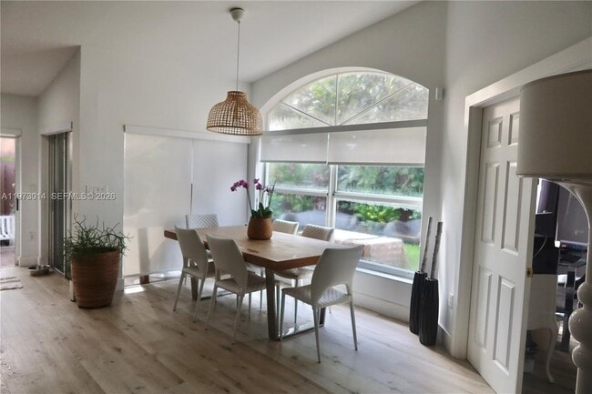 Photo - 5862 NW 113th Pl