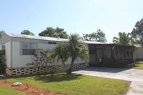 BEAUTIFUL AND CLEAN - 7815 Sunrunner Dr Casa