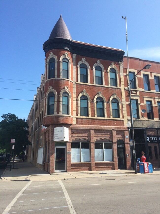 Photo - 1044 W 18th St Unit # 03R