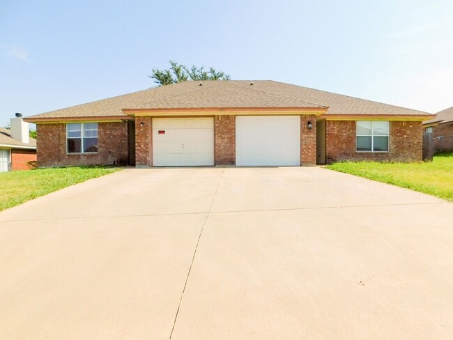 Photo - 3207 Raven Dr Apartamento Unidad A