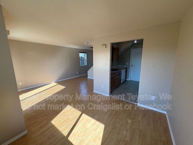 Photo - 2417 Xenia St