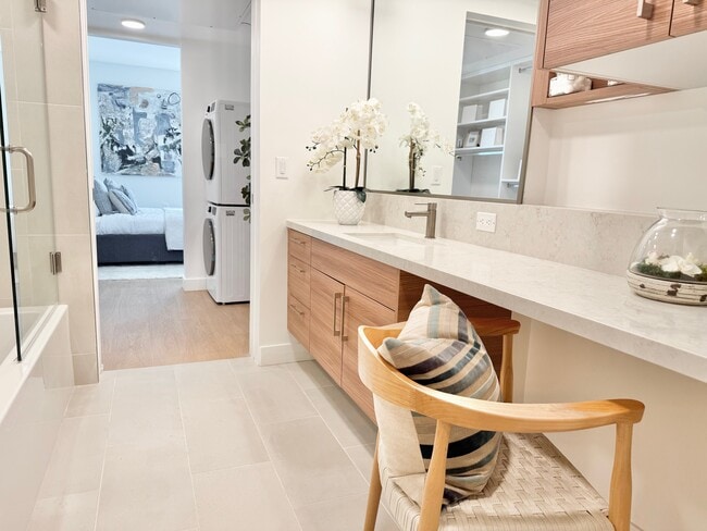 Photo - 8900 Ramsgate Ave Unidad 206