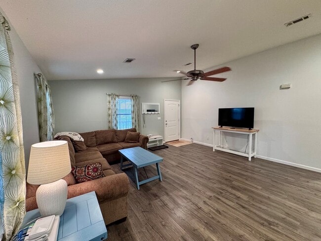 Photo - 1506 Long Ave