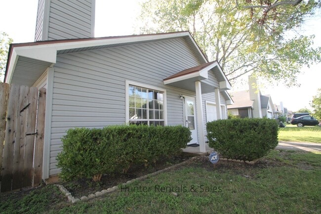 Photo - Willowsprings Two Bedroom Cutie!