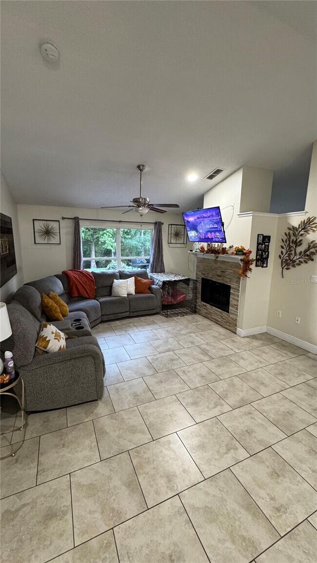 Photo - 3923 Blackberry Cir