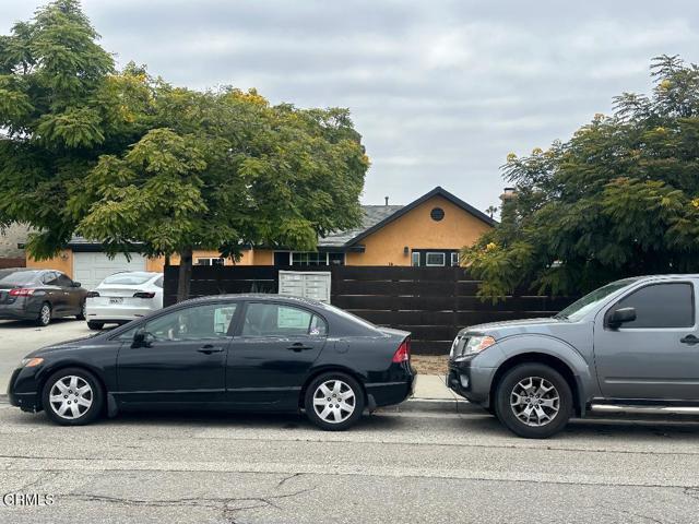 Photo - 2810 Sherwin Ave