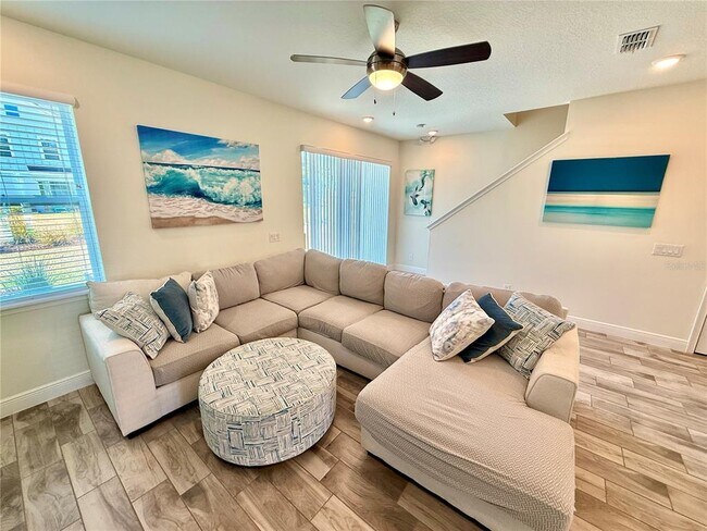 Photo - 2906 Castaway Ln