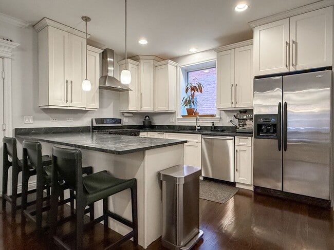 Photo - 927 W Agatite Ave Unit 2N