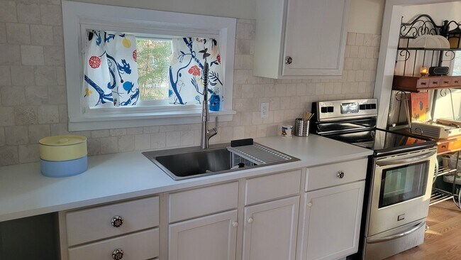 Photo - 5676 Clark St Unit 2