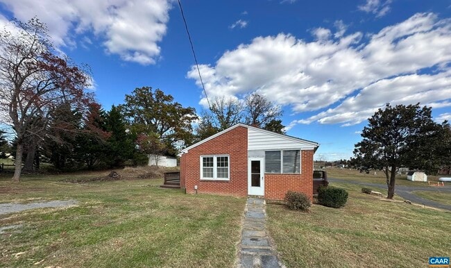 Photo - 68 Tanbark Dr