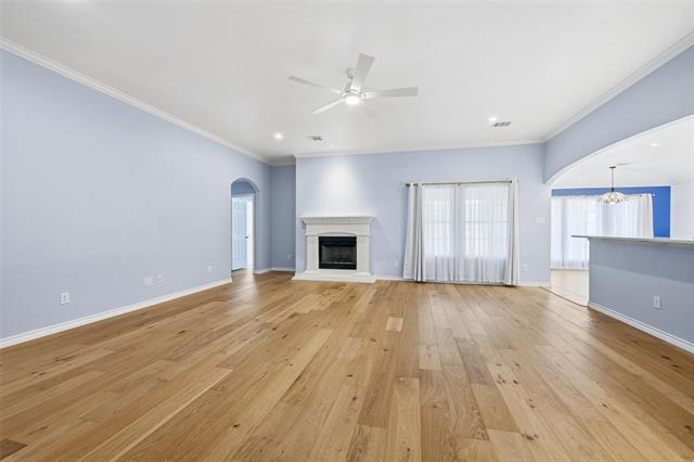 Photo - 835 Evergreen Ln