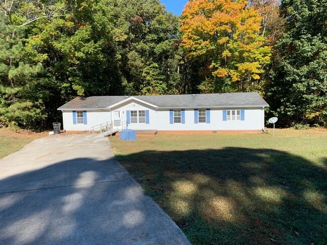 3 Bedroom 2 Bath Home - 3 Bedroom 2 Bath Home