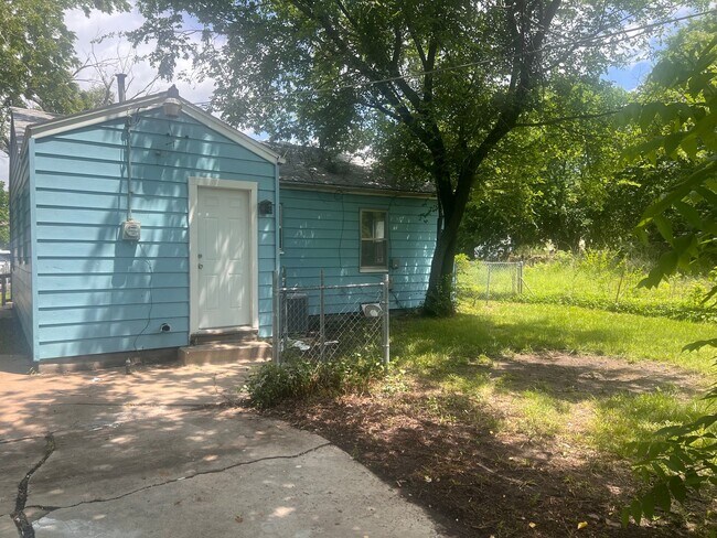 Photo - Charming 2 Bedroom 1 Bath located Northeast Wichita, Near WSU and I-35- Move-In Ready