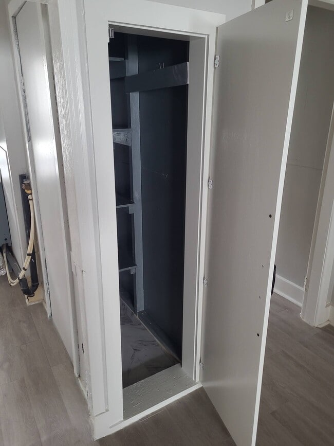 Photo - 277 Bd Broadway Unit 9