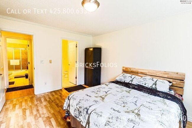 Photo - Inviting Bellevue Condo, Close Proximity t... Unit 06