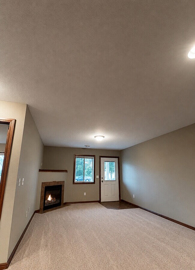 Photo - 6395 Prairie Cir S