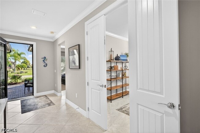 Photo - 11932 Bourke Pl