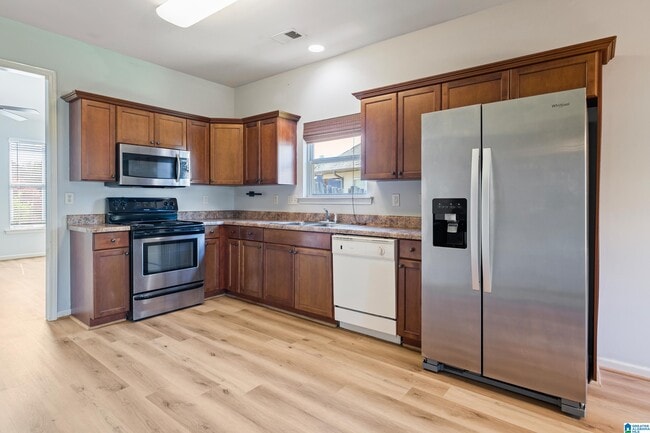 Photo - 2118 Adkins Pl