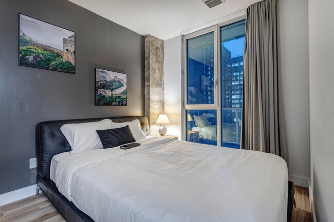 Photo - 2061 Rue Stanley Unité SI ID1353845P