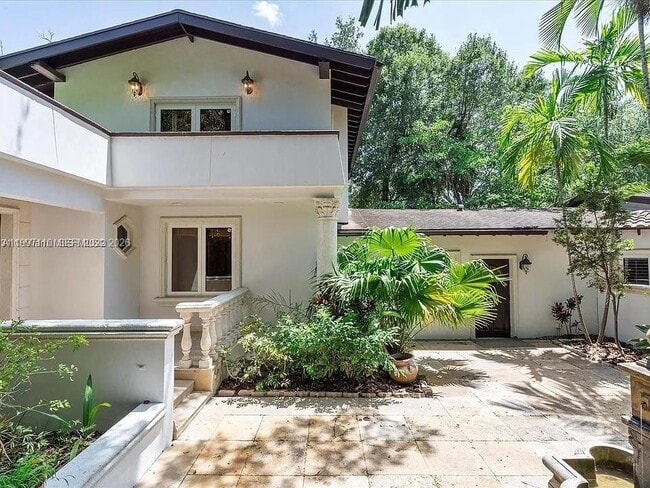 Photo - 800 SW 12th Ave