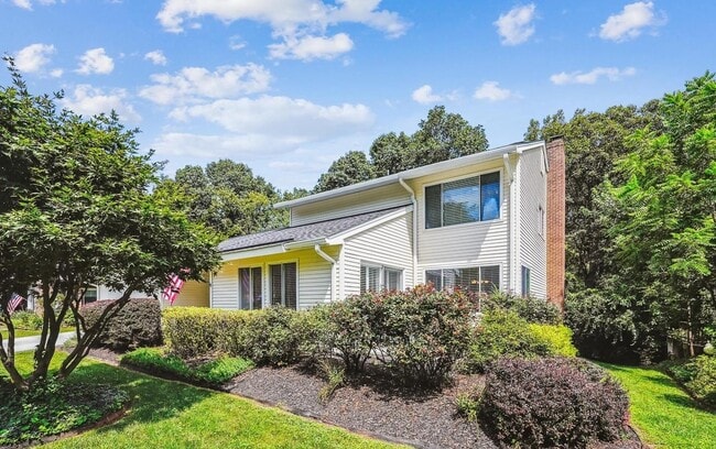 Photo - 276 W Meadowland Ln