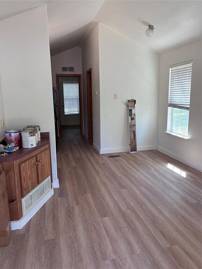203 Matthew Cove