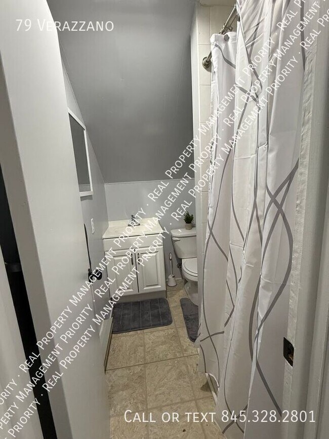 Photo - 79 Verazzano-