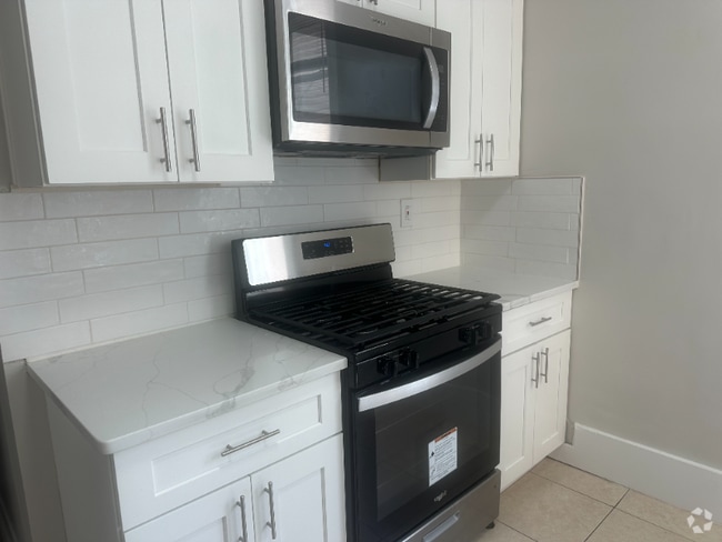 Building Photo - 264-268 Palisade Ave Rental