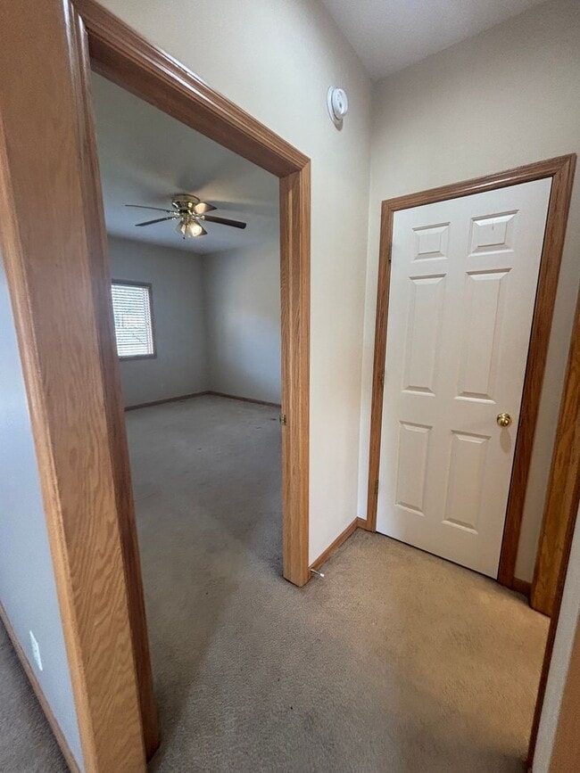 Photo - Spacious 3 bed / 2.5 bath Townhome in Millard