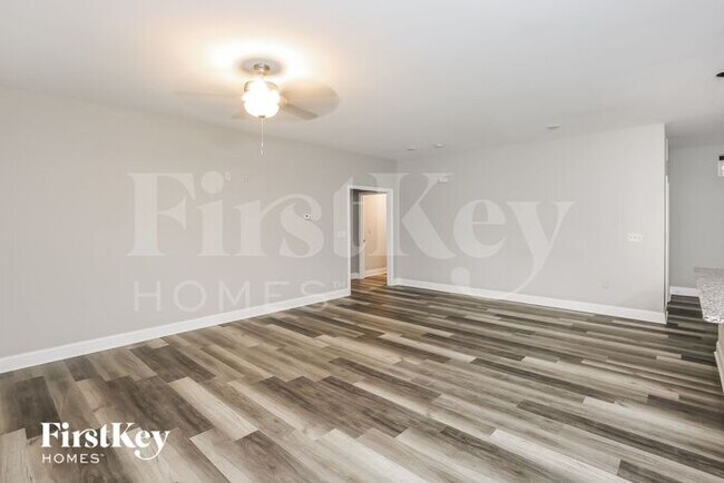 Photo - 5043 Tuckaseegee Road