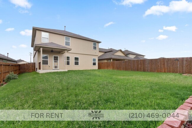 2022 Valley Ranch 5-Bedroom | Primary Suite Downstairs | 3.5 Baths | Resort-Style Amenities